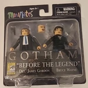 NEW MiniMates Gotham Before The Legend Set Gordon & Bruce Wayne Figurines DC Com